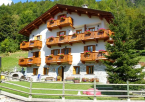 Residence Fior di Roccia